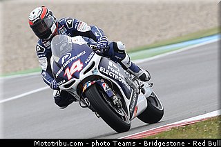 motogp_de_puniet_006_allemagne_sachsenring_2013.jpg