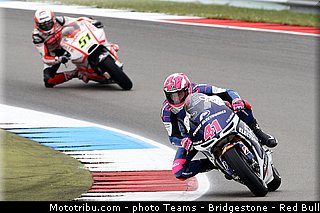 motogp_espargaro_009_allemagne_sachsenring_2013.jpg