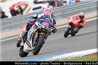 motogp_espargaro_012_allemagne_sachsenring_2013.jpg