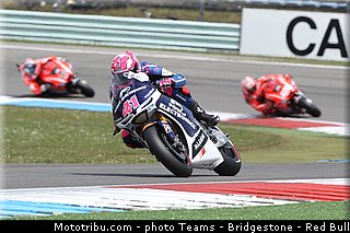motogp_espargaro_013_allemagne_sachsenring_2013.jpg