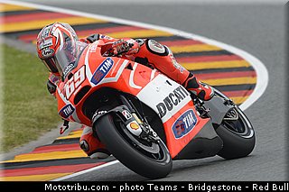 motogp_hayden_007_allemagne_sachsenring_2013.jpg