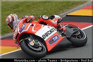 motogp_hayden_008_allemagne_sachsenring_2013.jpg