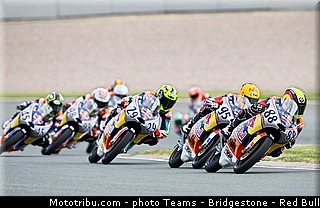 redbull_motogp_rookies_cup_008_allemagne_sachsenring_2013.jpg