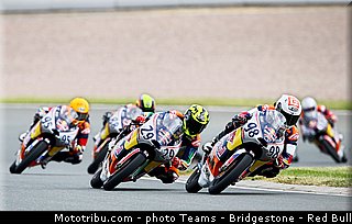 redbull_motogp_rookies_cup_009_allemagne_sachsenring_2013.jpg