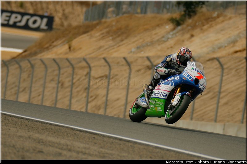 aoyama_003_motogp_2013_usa_laguna_seca