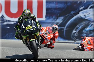 crutchlow_029_motogp_2013_usa_laguna_seca.jpg