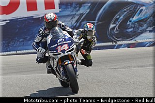 de_puniet_011_motogp_2013_usa_laguna_seca.jpg