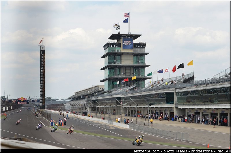 moto2_006_usa_indianapolis_2013