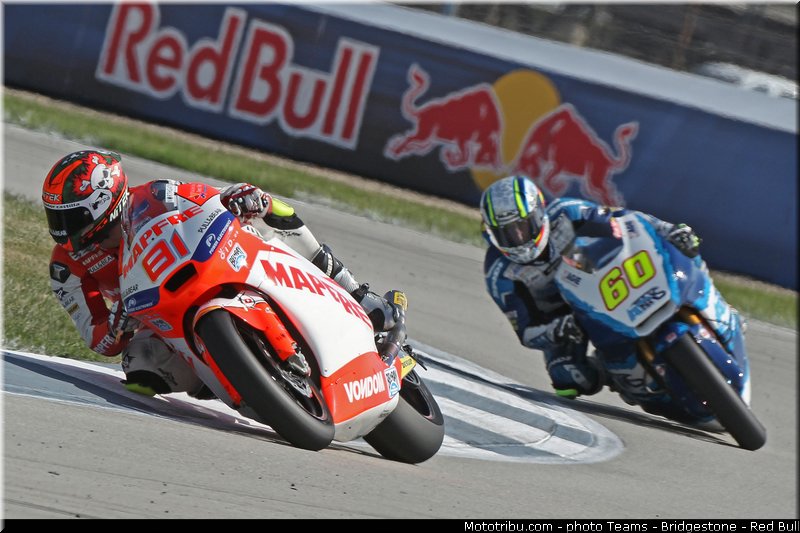 moto2_035_usa_indianapolis_2013