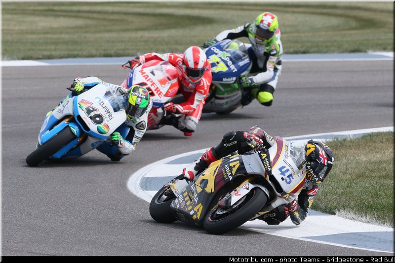 moto2_040_usa_indianapolis_2013