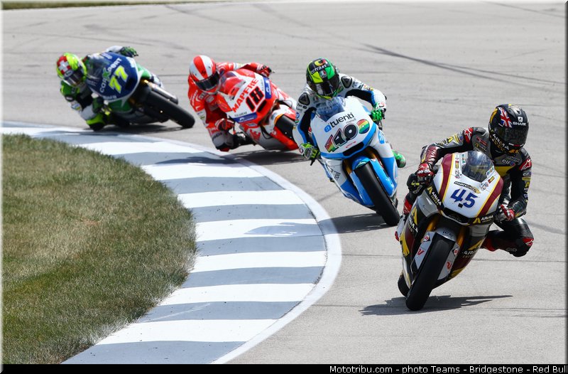 moto2_046_usa_indianapolis_2013
