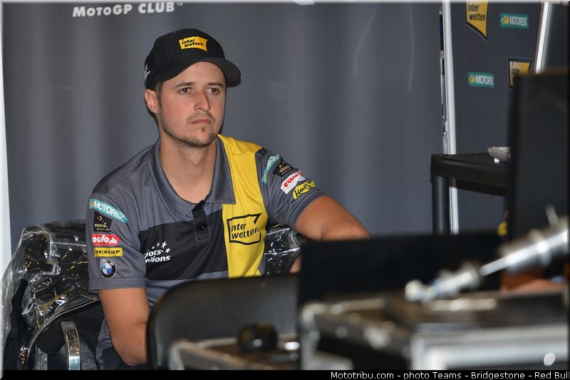 moto2_luthi_004_usa_indianapolis_2013
