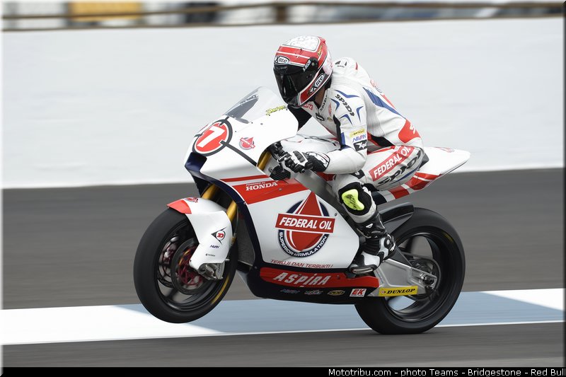 moto2_pradita_002_usa_indianapolis_2013