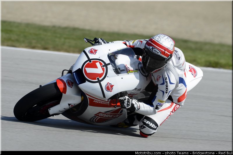 moto2_pradita_004_usa_indianapolis_2013