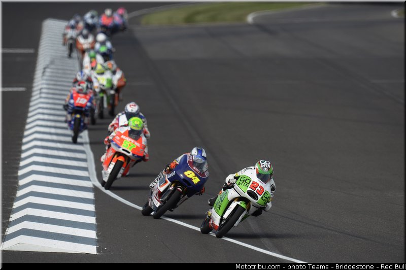 moto3_018_usa_indianapolis_2013