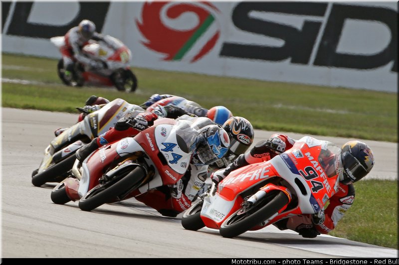 moto3_028_usa_indianapolis_2013