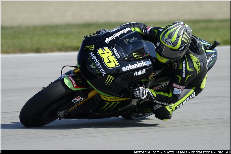 motogp_crutchlow_024_usa_indianapolis_2013