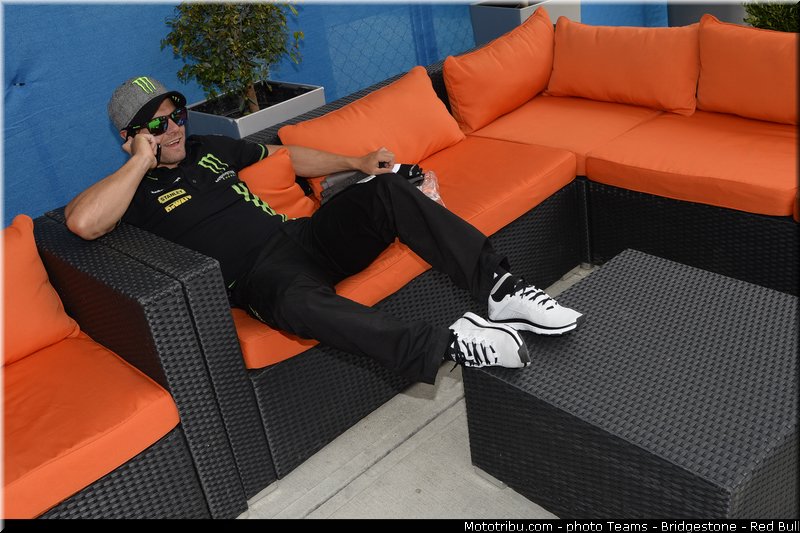 motogp_crutchlow_026_usa_indianapolis_2013