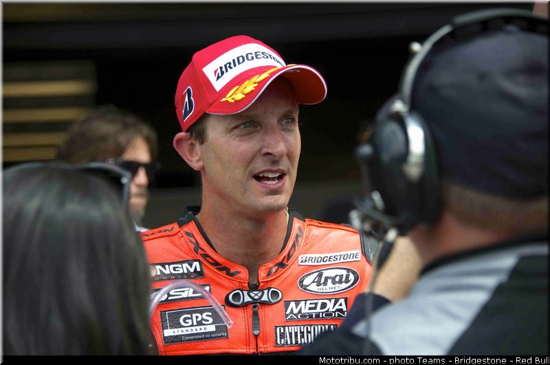 motogp_edwards_003_usa_indianapolis_2013
