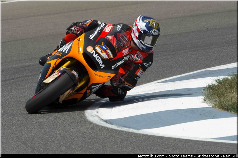 motogp_edwards_005_usa_indianapolis_2013