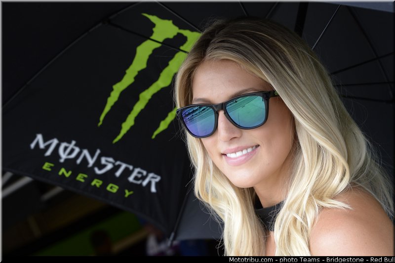 motogp_pitbabe_011_usa_indianapolis_2013