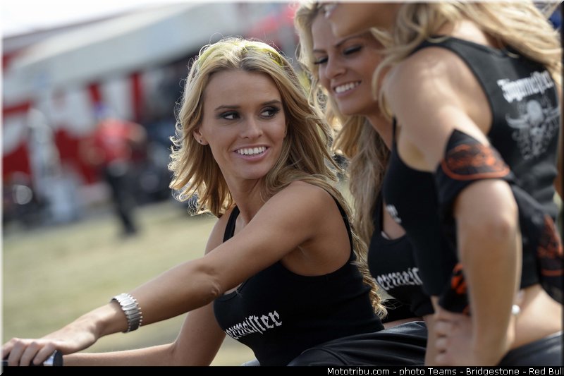 motogp_pitbabe_025_usa_indianapolis_2013