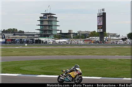 moto2_luthi_001_usa_indianapolis_2013.jpg
