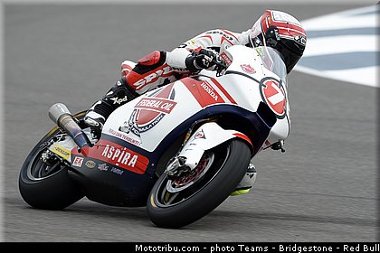 moto2_pradita_001_usa_indianapolis_2013.jpg