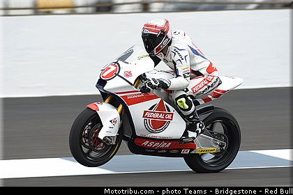 moto2_pradita_002_usa_indianapolis_2013.jpg