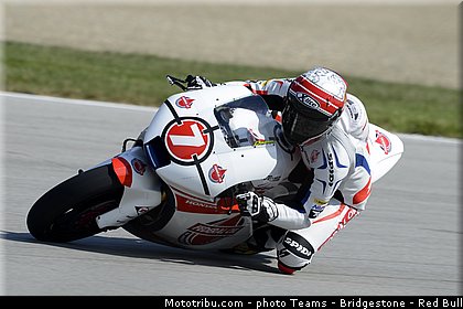 moto2_pradita_004_usa_indianapolis_2013.jpg