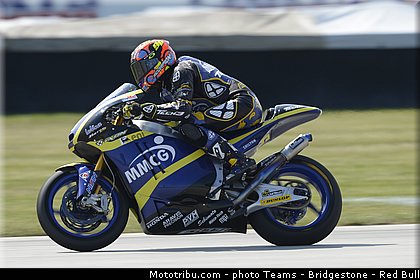 moto2_rossi_006_usa_indianapolis_2013.jpg