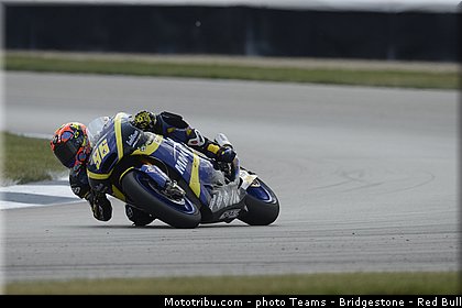 moto2_rossi_010_usa_indianapolis_2013.jpg