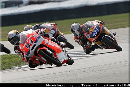 moto3_025_usa_indianapolis_2013.jpg