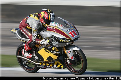 moto3_loi_004_usa_indianapolis_2013.jpg