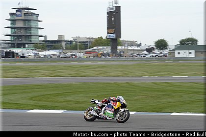 motogp_bradl_009_usa_indianapolis_2013.jpg