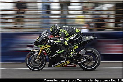 motogp_crutchlow_003_usa_indianapolis_2013.jpg