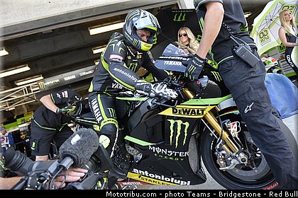motogp_crutchlow_015_usa_indianapolis_2013.jpg