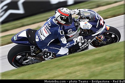 motogp_de_puniet_002_usa_indianapolis_2013.jpg