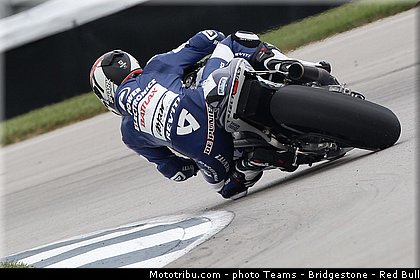 motogp_de_puniet_003_usa_indianapolis_2013.jpg