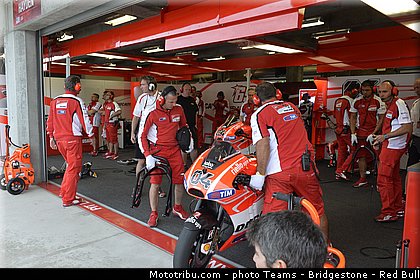motogp_dovizioso_001_usa_indianapolis_2013.jpg