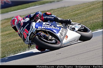 motogp_espargaro_008_usa_indianapolis_2013.jpg