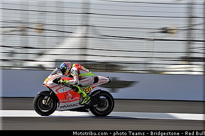 motogp_iannone_005_usa_indianapolis_2013.jpg