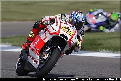 motogp_iannone_006_usa_indianapolis_2013.jpg