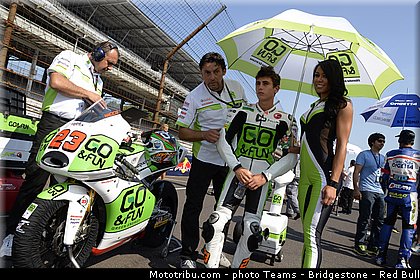 motogp_pitbabe_041_usa_indianapolis_2013.jpg