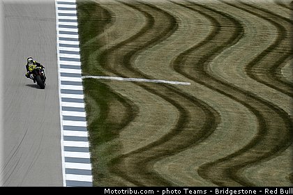 motogp_smith_007_usa_indianapolis_2013.jpg