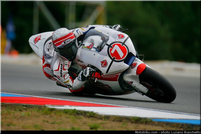 moto2_pradita_005_republique_tcheque_brno_2013
