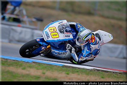 moto2_simon_001_republique_tcheque_brno_2013.jpg