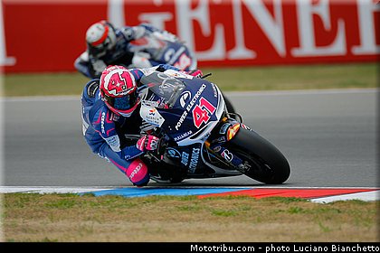 motogp_espargaro_002_republique_tcheque_brno_2013.jpg