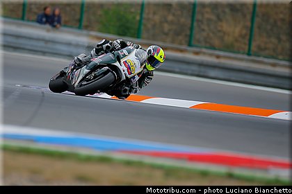 motogp_hernandez_005_republique_tcheque_brno_2013.jpg