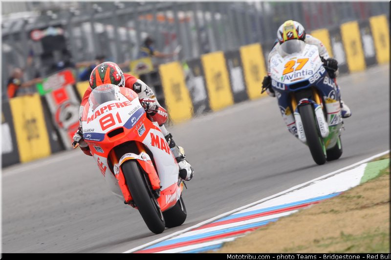 moto2_017_republique_tcheque_brno_2013